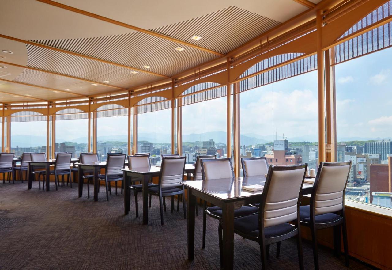 פוקואוקה Hotel New Otani Hakata מראה חיצוני תמונה Club Lounge at Kansai International Airport