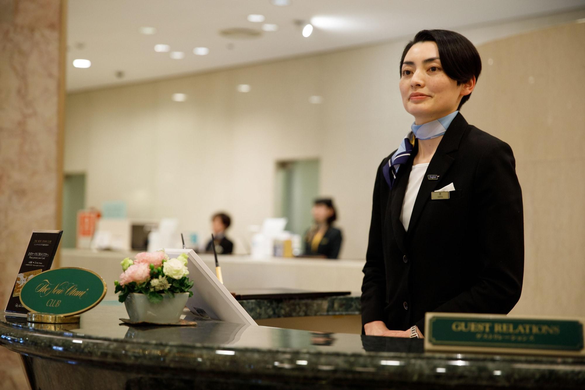 פוקואוקה Hotel New Otani Hakata מראה חיצוני תמונה A hotel concierge in Seoul, South Korea