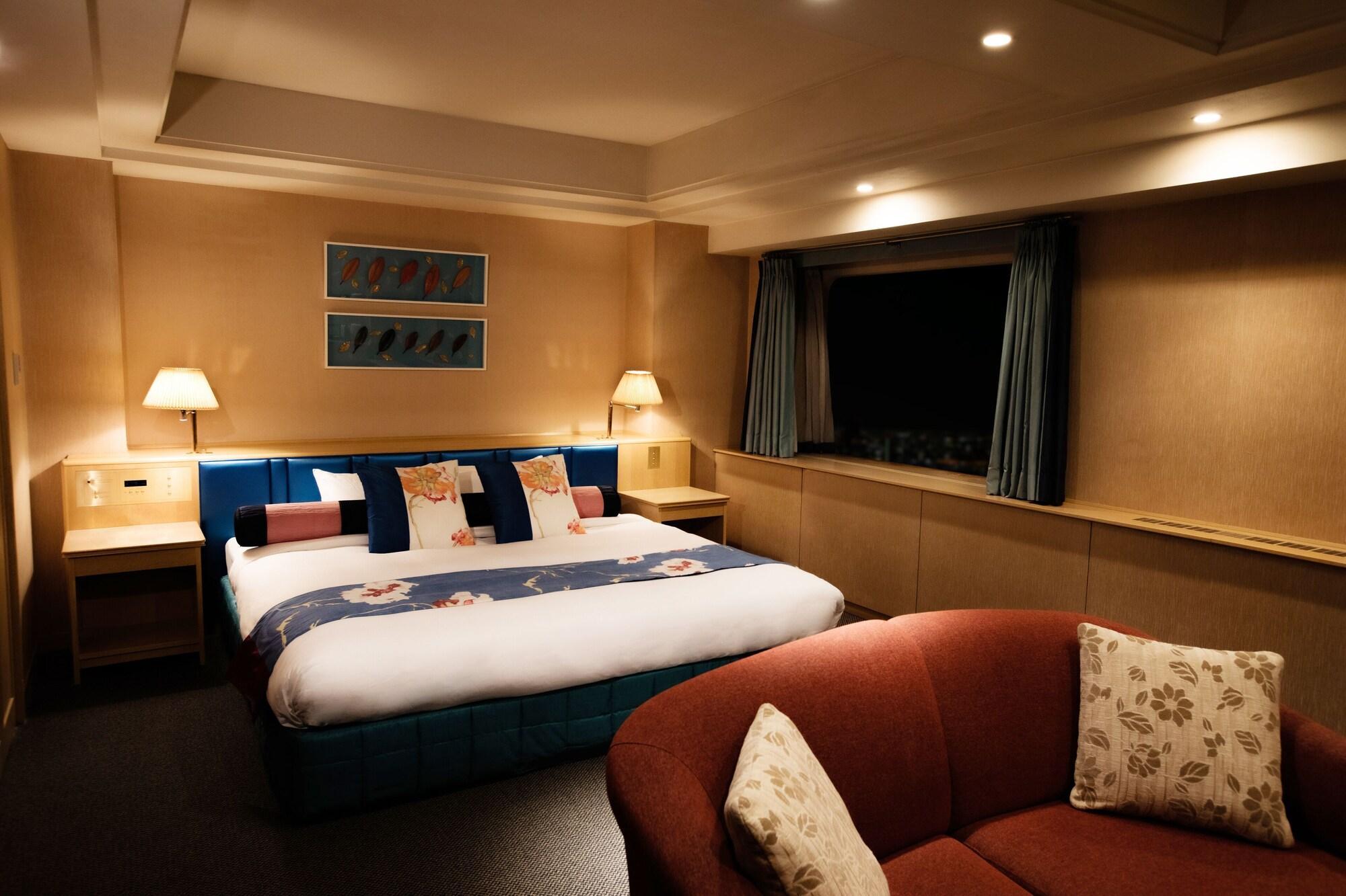 פוקואוקה Hotel New Otani Hakata מראה חיצוני תמונה A room on board